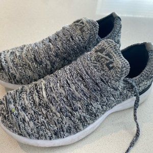 APL Techloom Wave Sneaker Shoe Grey Athletic Womens 6.5